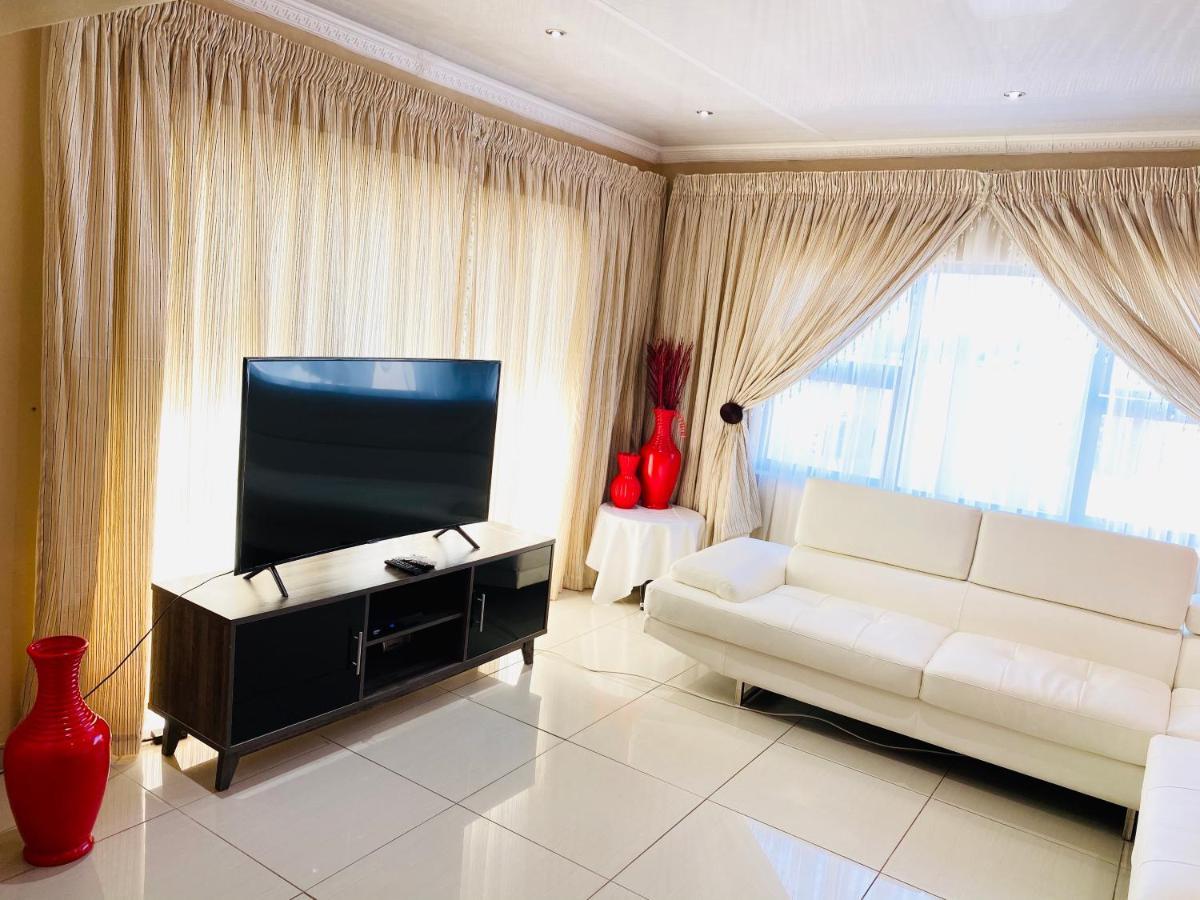 River Valley Guest House Butterworth Ngoại thất bức ảnh