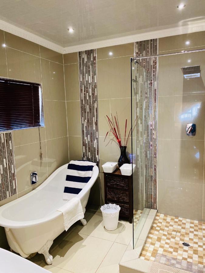 River Valley Guest House Butterworth Ngoại thất bức ảnh