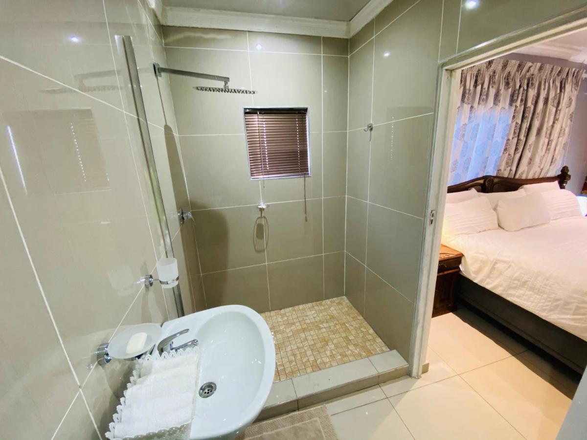 River Valley Guest House Butterworth Ngoại thất bức ảnh